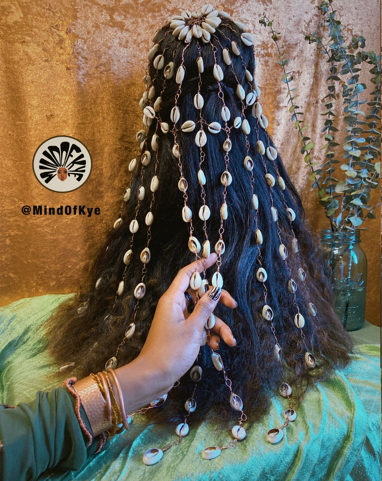 Cowrie Drip Crown